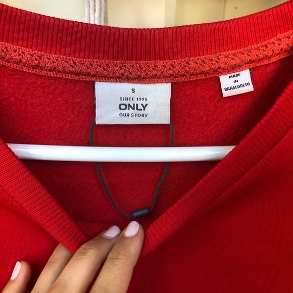 Soft Crewneck Sweater - Picture 4 of 4